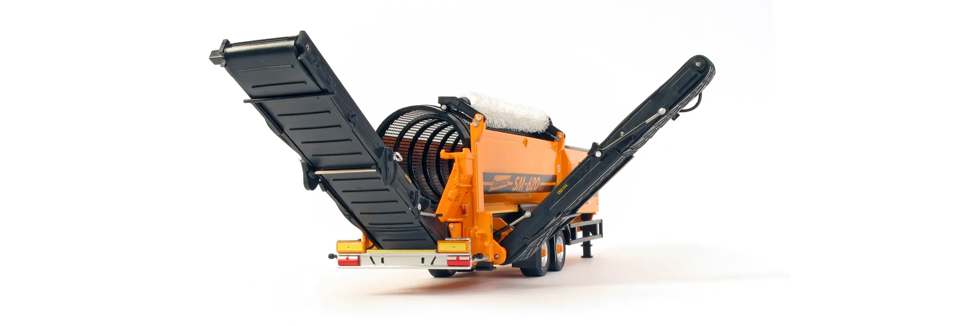 Maßstabsgetreues Druckguss-Modell einer Trommelsiebmaschine in Orange, Rückansicht